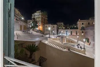 Hotel Les Diamants Spanish Steps 2*