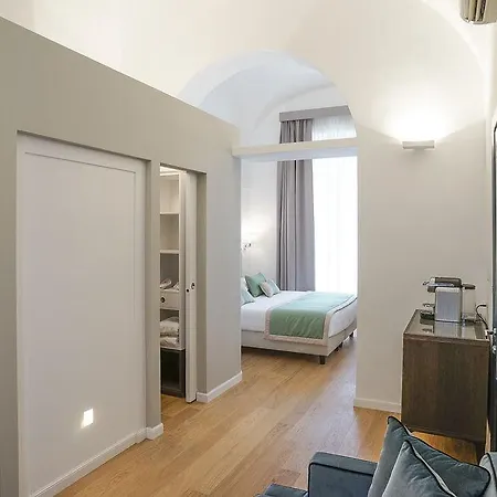 Les Diamants Spanish Steps